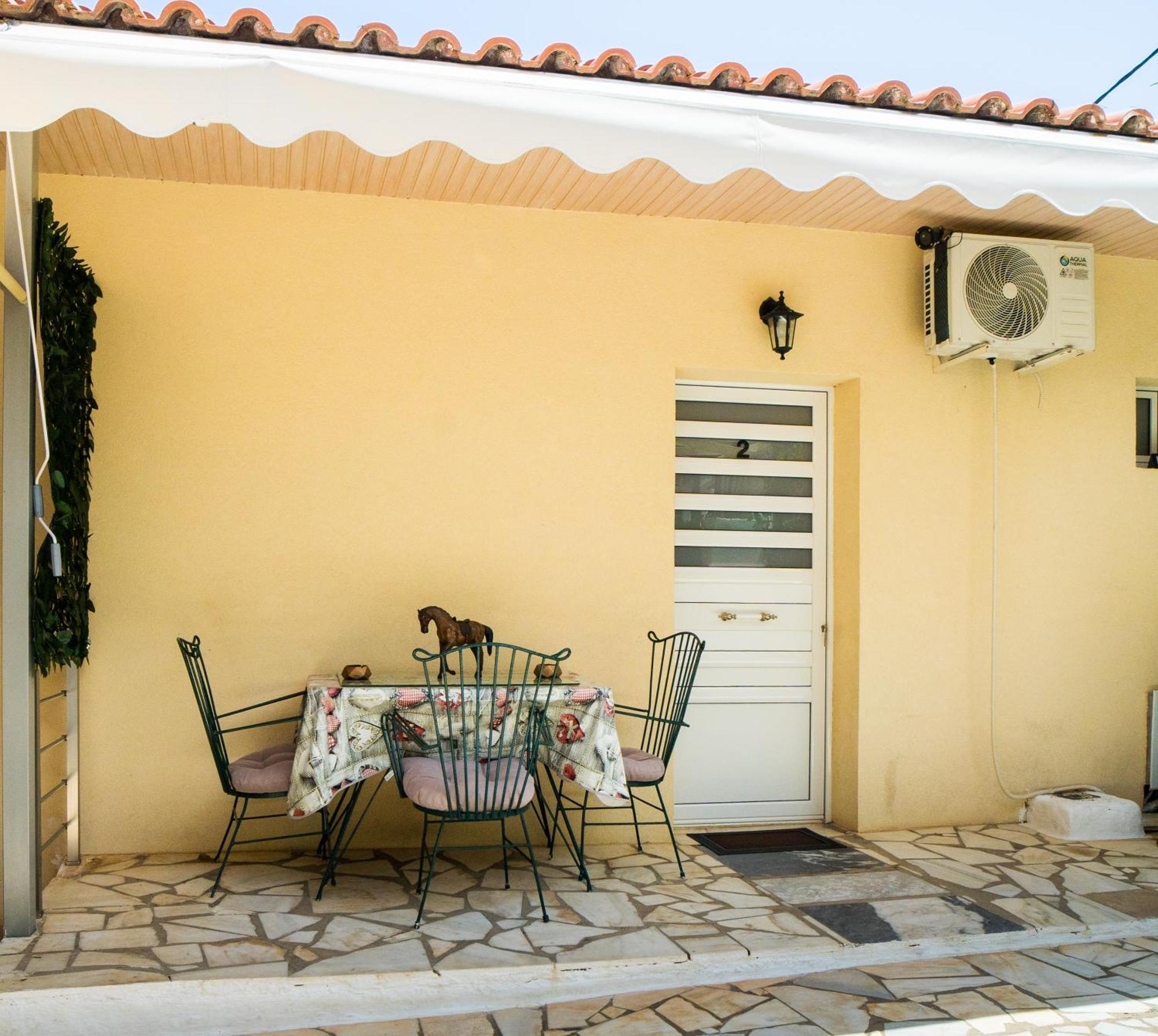 The Dreamhouse Athens Airport Apartment Artemida  Ngoại thất bức ảnh